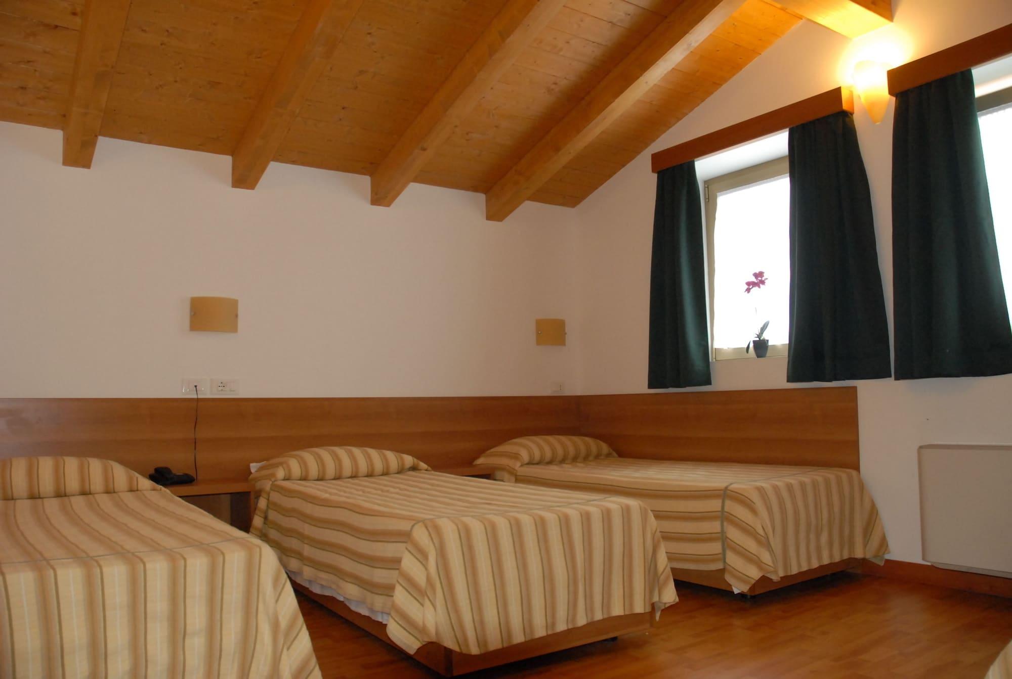 Hotel Sonia Aquilinia 外观 照片