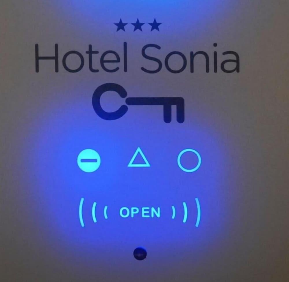 Hotel Sonia Aquilinia 外观 照片
