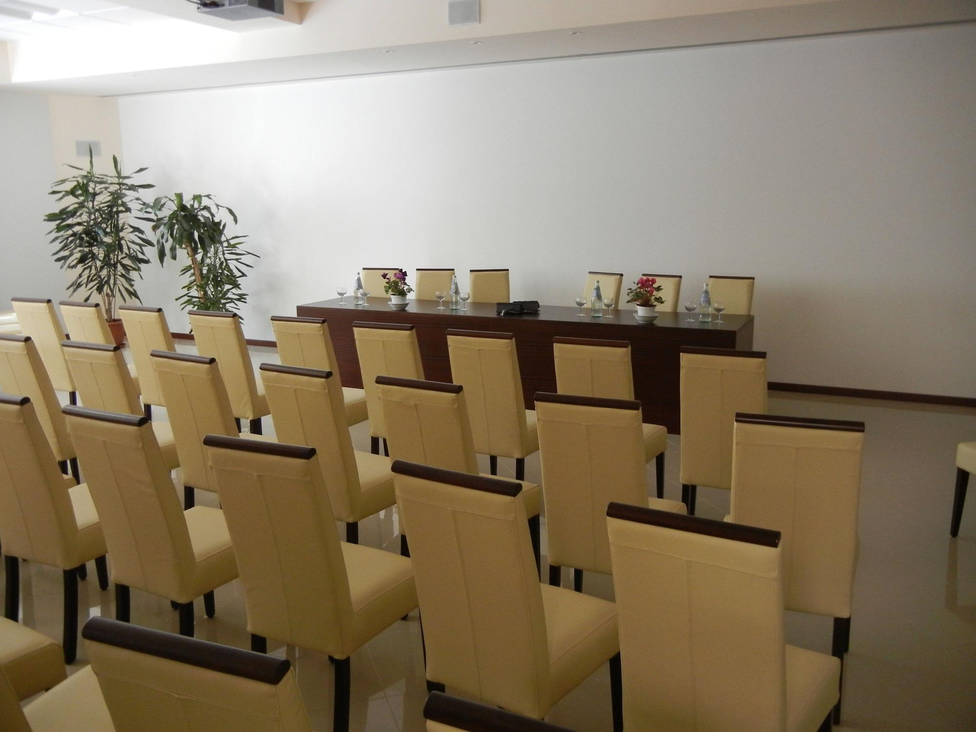 Hotel Sonia Aquilinia 外观 照片